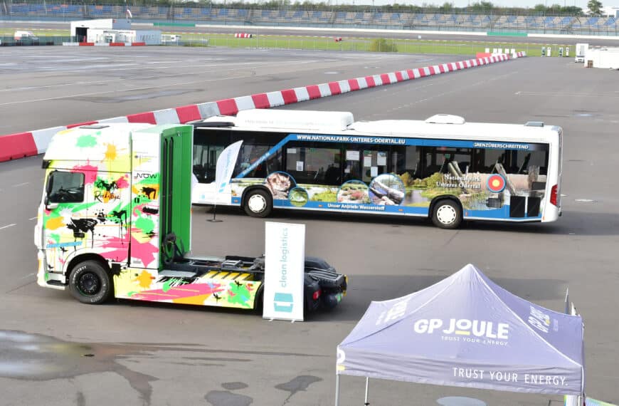 Wasserstoffmobilität für Lkw und Bus auf dem Lausitzring vorgestellt